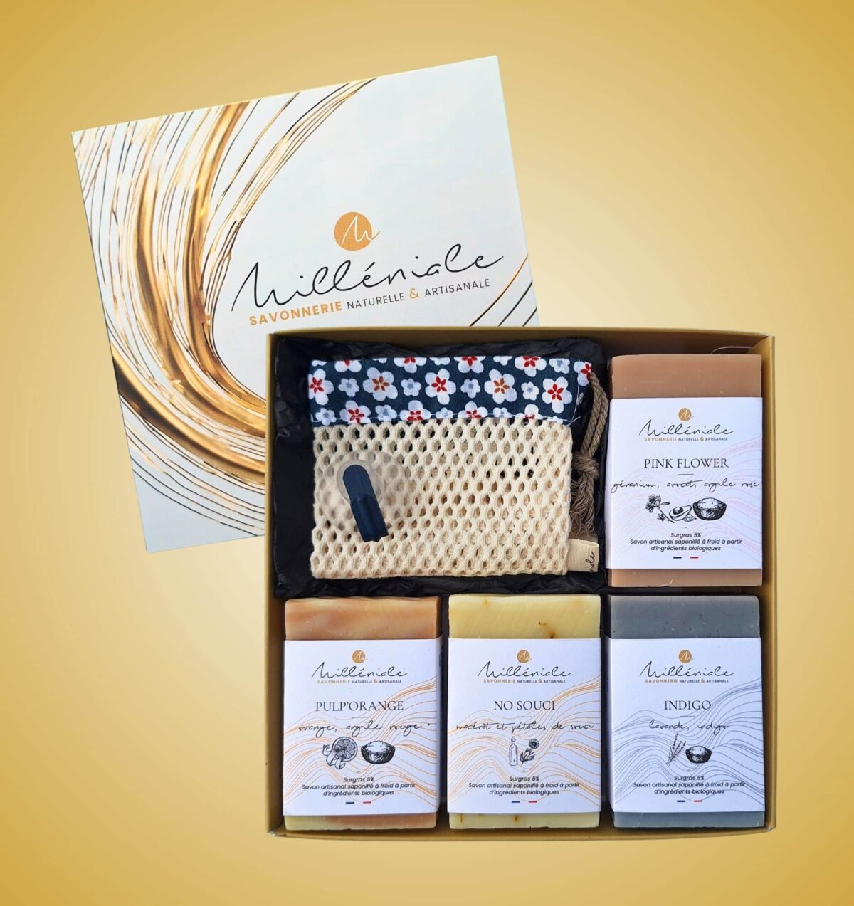 Coffret 4 savons + filet + crochet
