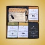 Coffret 4 savons + filet + crochet contenu